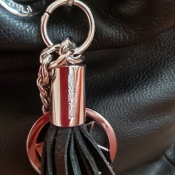 Michael's Kors Satchel - Picture 3 of 6